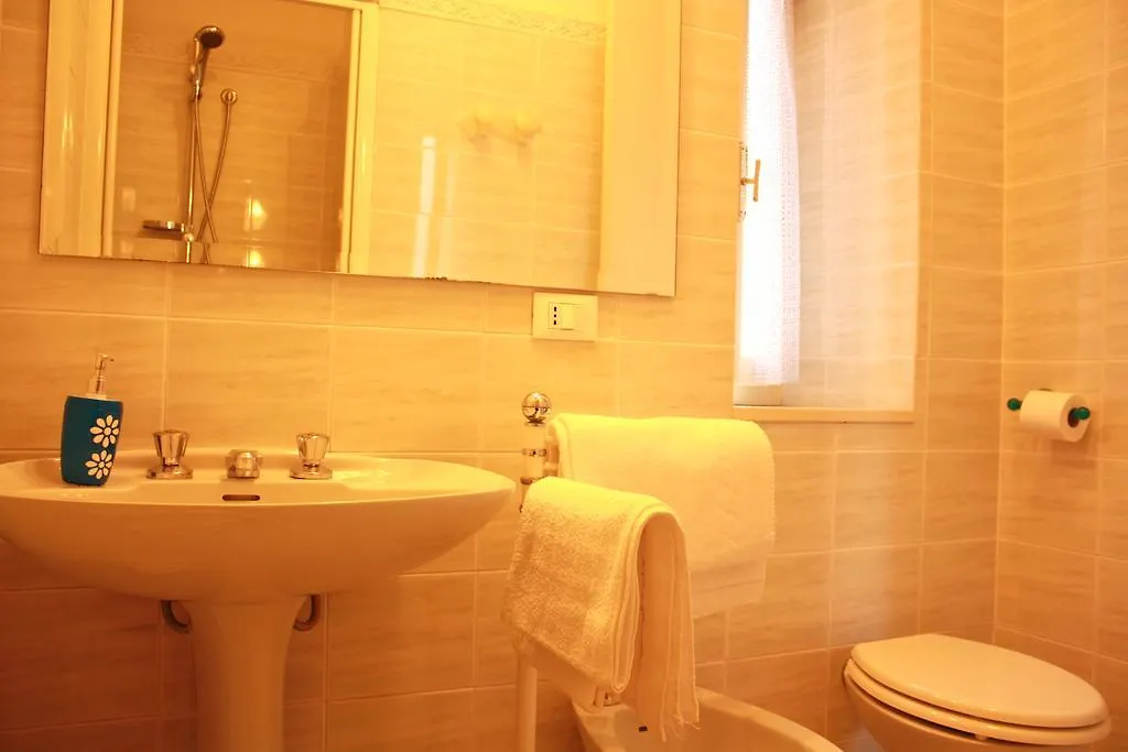 Ca' Del Sol Hotel Cagliari 2*,  Italien